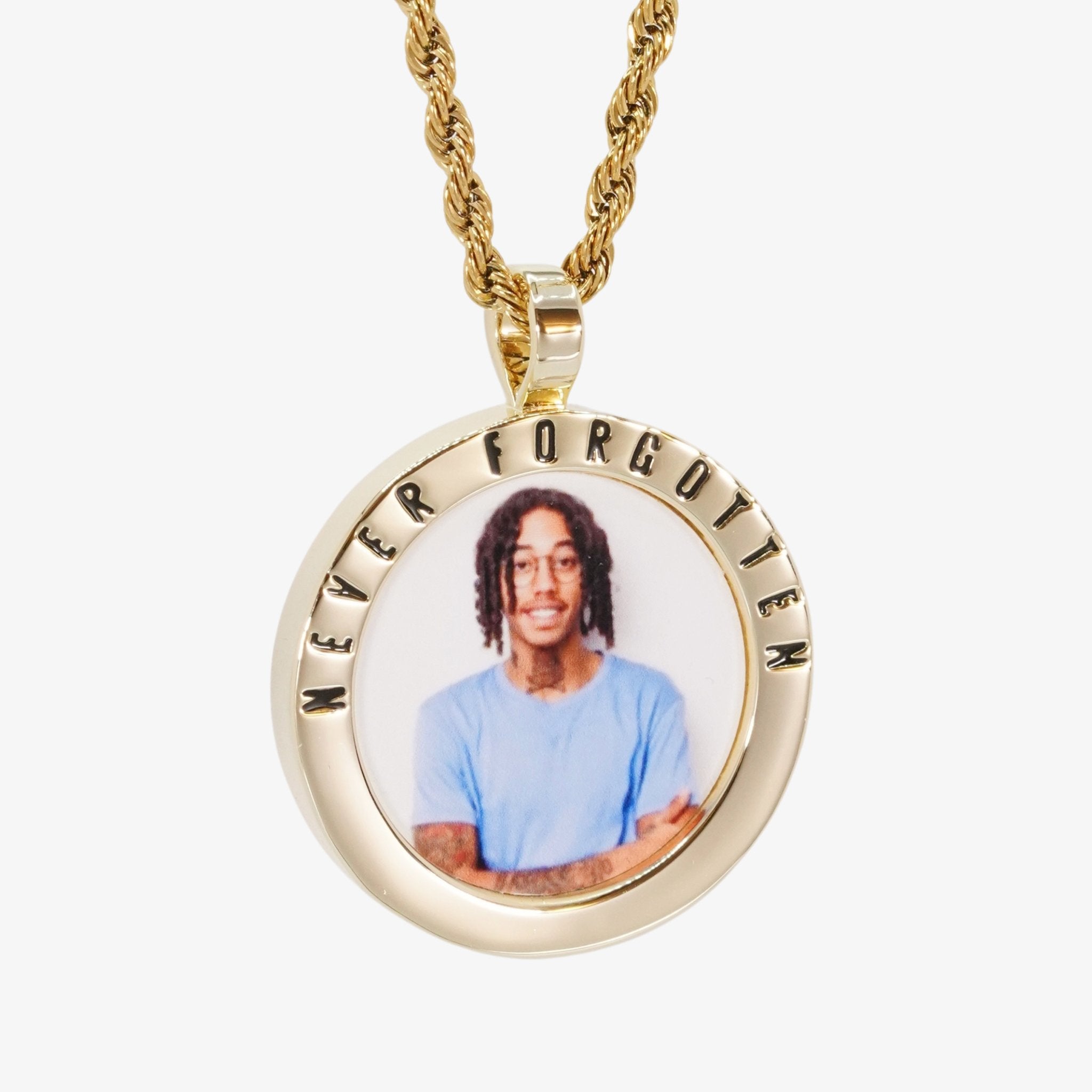 Never Forgotten Photo Pendant CRNCY